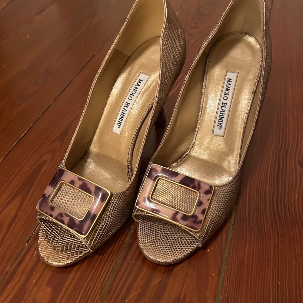 Manolo Blahnik Peep Toe Heels 8.5 (38.5) Gold Snake Skin with Tortoise Shell